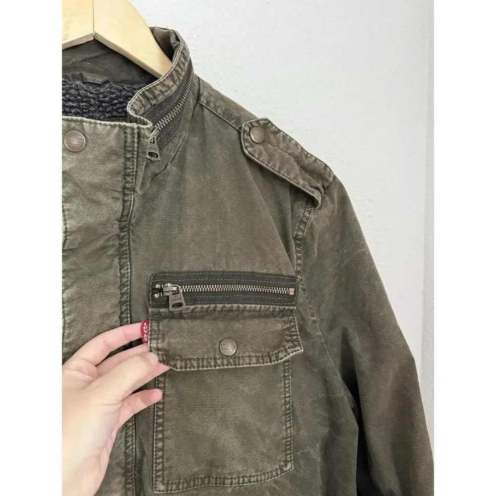 Levi’s Fleece Washed Cotton Distressed Trucker Olive Green Cargo‎ Jacket Sz L